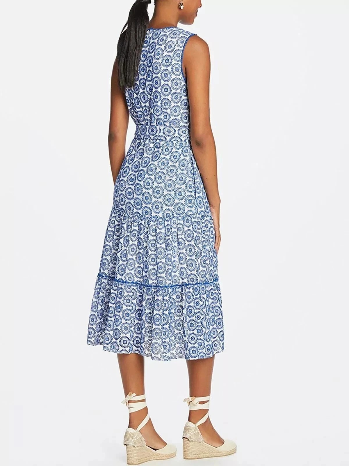 Draper James Medallion Print Tiered Midi Dress – Blue